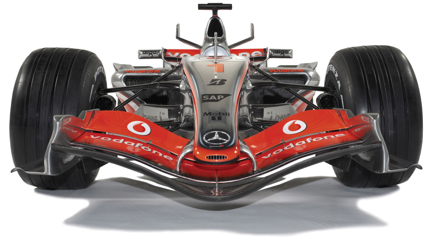 Йф. Maclaren f1 2007. MCLAREN f2 f1. Vodafone MCLAREN Mercedes. Vodafone f1.